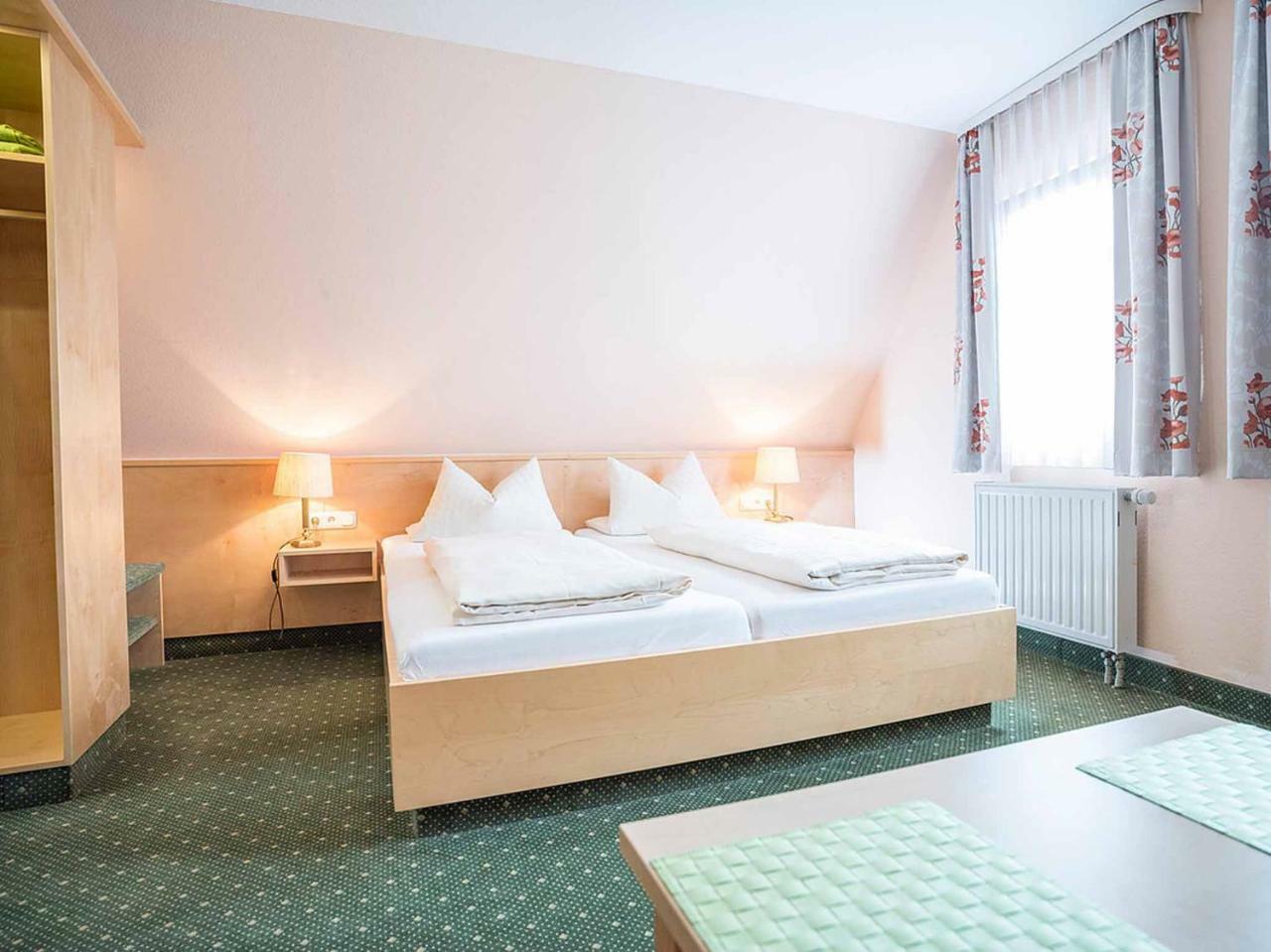 Gaestehaus Moenchshof Sommerhausen Εξωτερικό φωτογραφία